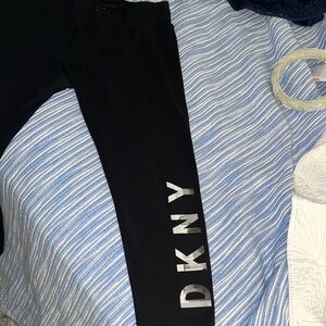 DKNY black logo stretch yoga pants. Size XL. Love them and they’re super soft.